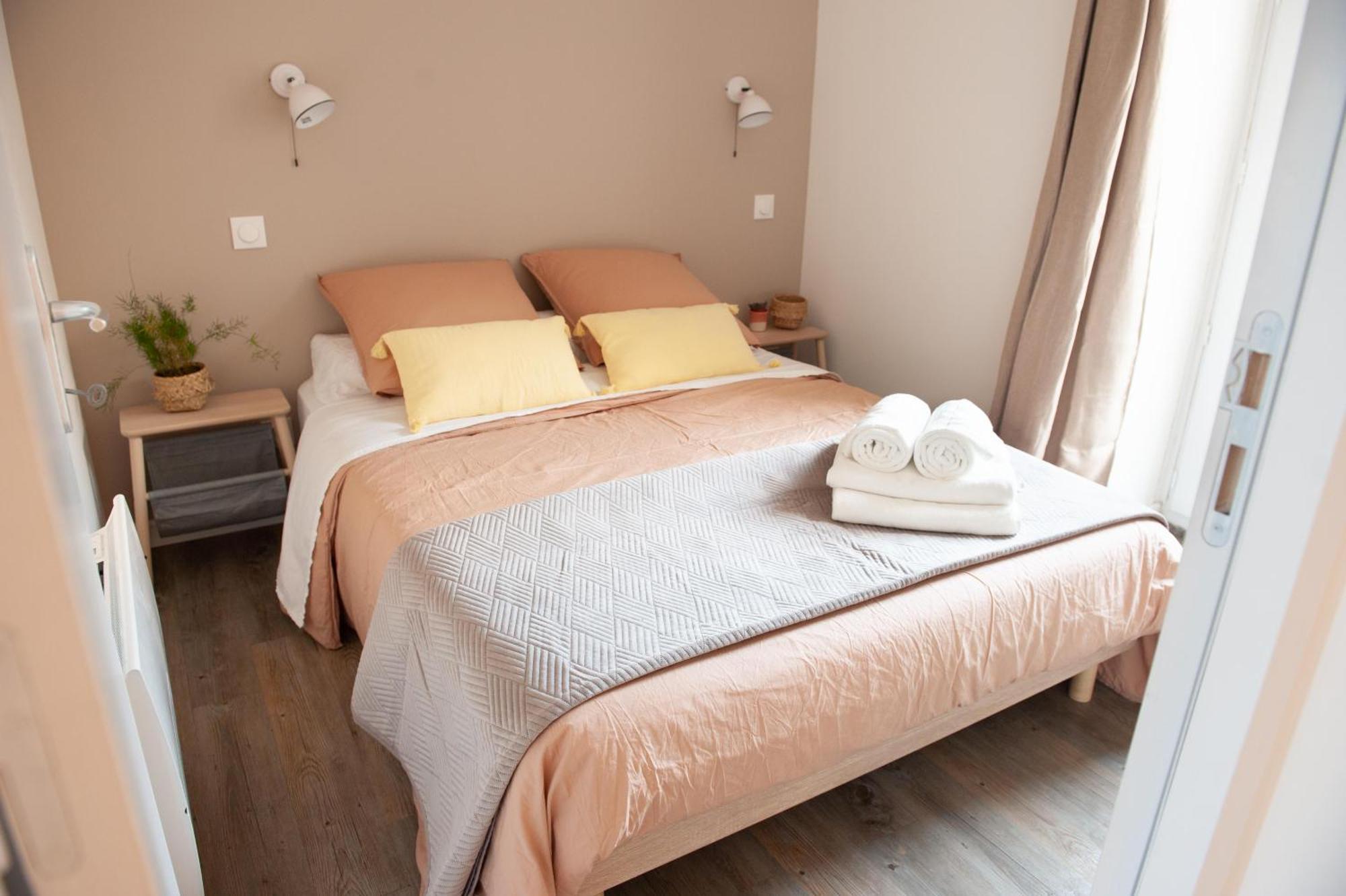 Immeuble De 3 Avec Cour Interieure